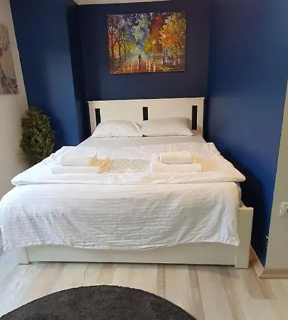 Hotel apartamentowy Marine Suites